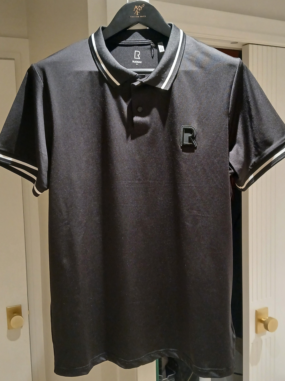 RUDSAK Men's Black Polo Shirt with Contrasting Trim